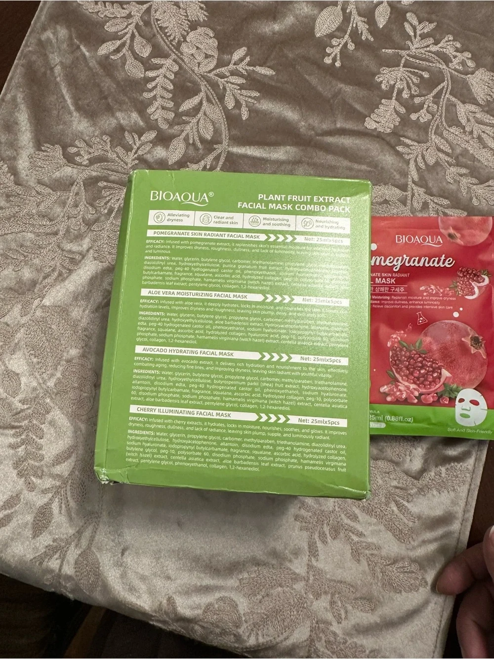 Aqua Women’s Skincare Mask Pack — Green Box with Pink Sachets
